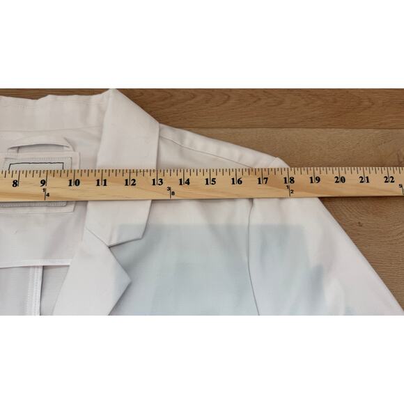FIGS Women’s White Lab Coat Size XL - Picture 12 of 13